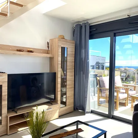 Lujoso Atico En Flamenca Village! *