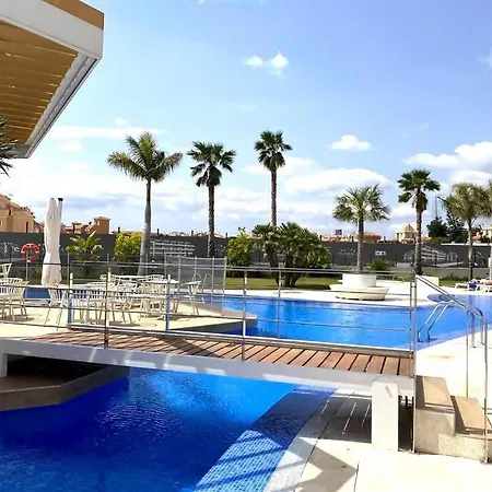 Lujoso Atico En Flamenca Village! * Alicante