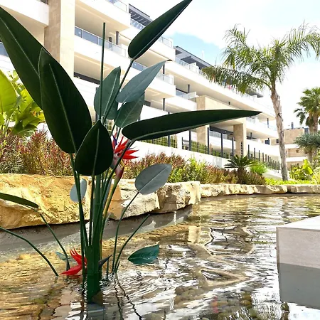 Lujoso Atico En Flamenca Village!