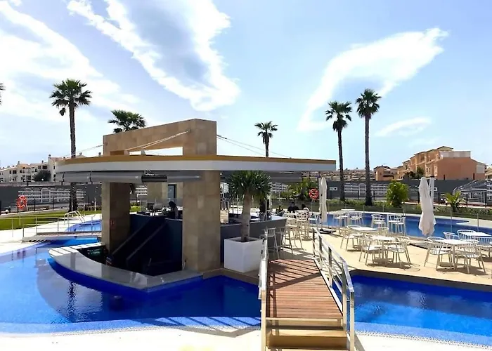Apartman Lujoso Atico En Flamenca Village! Alicante